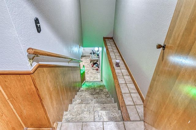 2819 Country Club Drive, Chickasha, OK 73018