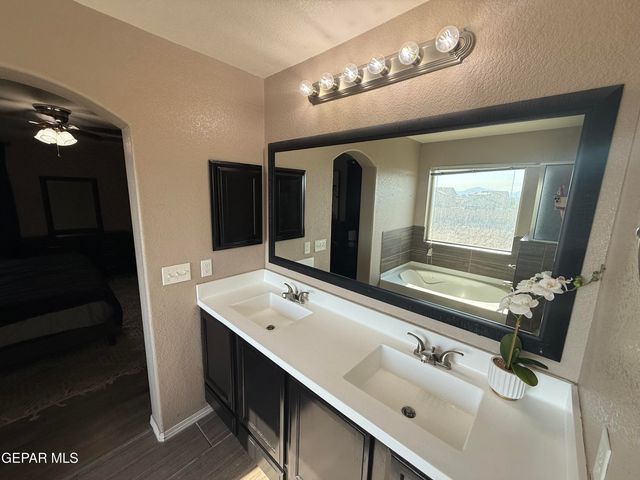 4825 KIMBERLY NICOLE Place, El Paso, TX 79938