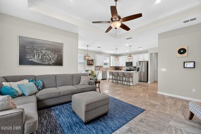 2044 Canopy Terrace Boulevard, Deland, FL 32724
