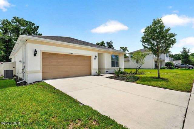 2044 Canopy Terrace Boulevard, Deland, FL 32724