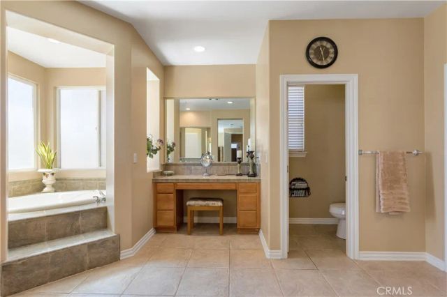 42550 Port Lane, Murrieta, CA 92562