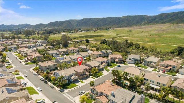 42550 Port Lane, Murrieta, CA 92562