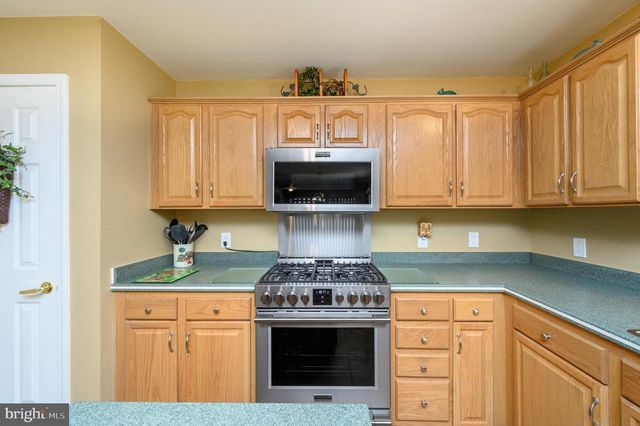 19 INDIAN TRL, Southampton, NJ 08088