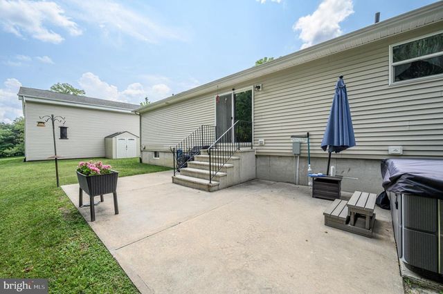 19 INDIAN TRL, Southampton, NJ 08088