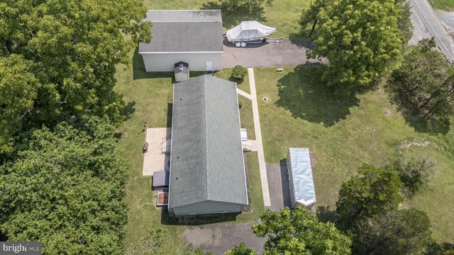 19 INDIAN TRL, Southampton, NJ 08088
