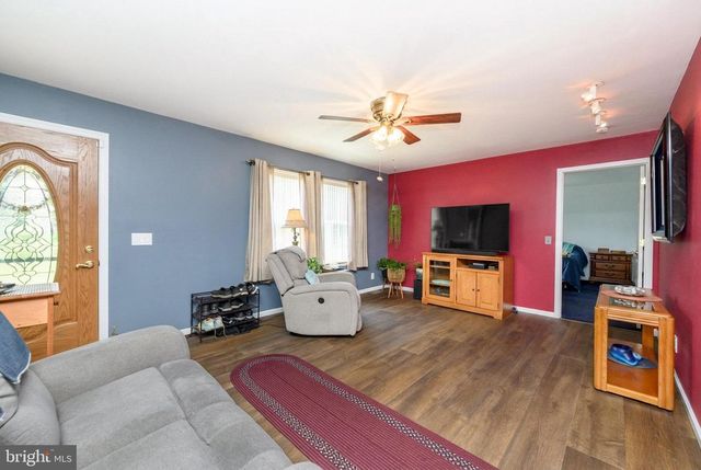19 INDIAN TRL, Southampton, NJ 08088