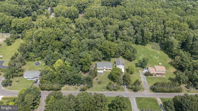 19 INDIAN TRL, Southampton, NJ 08088