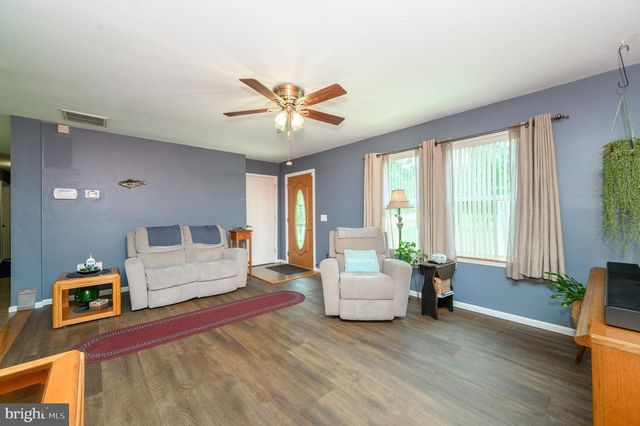 19 INDIAN TRL, Southampton, NJ 08088