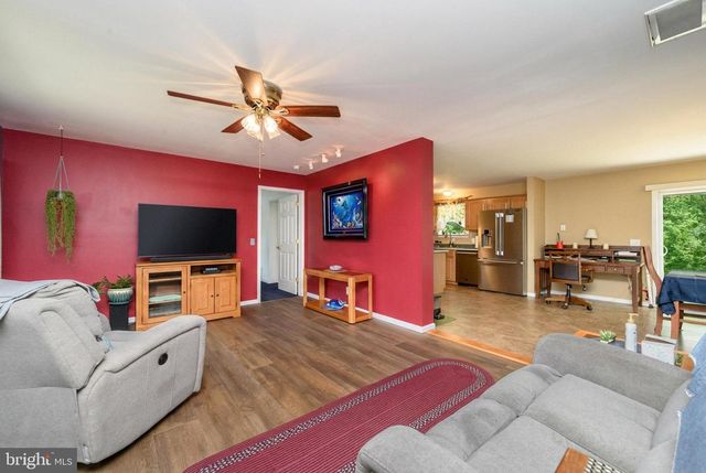 19 INDIAN TRL, Southampton, NJ 08088