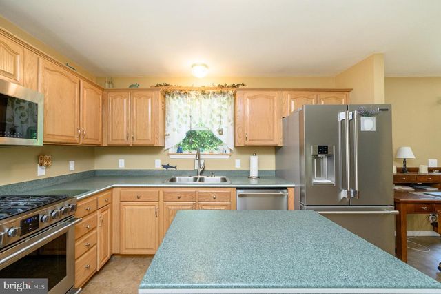 19 INDIAN TRL, Southampton, NJ 08088