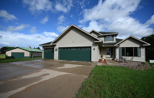 2161 Colburn Drive, Shakopee, MN 55379