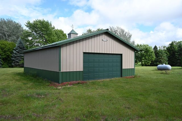 2161 Colburn Drive, Shakopee, MN 55379