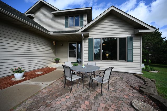 2161 Colburn Drive, Shakopee, MN 55379