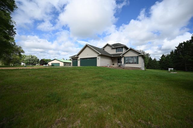 2161 Colburn Drive, Shakopee, MN 55379