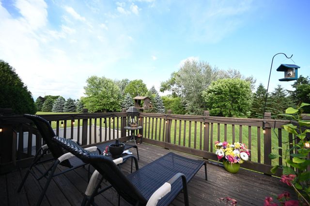 2161 Colburn Drive, Shakopee, MN 55379