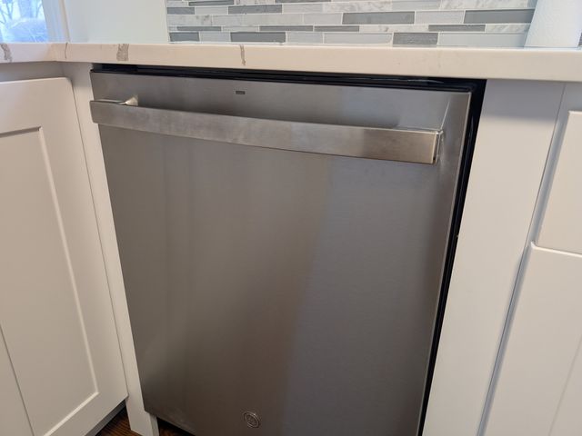 630 Cobblestone Lane, Buffalo Grove, IL 60089