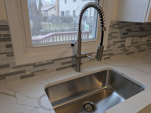 630 Cobblestone Lane, Buffalo Grove, IL 60089