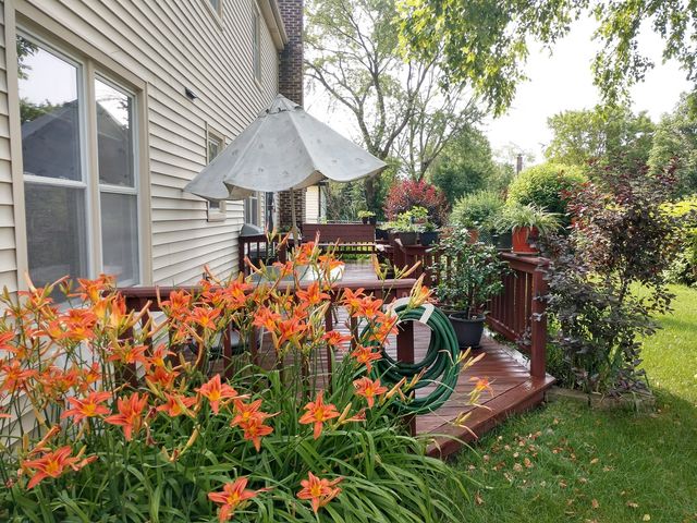 630 Cobblestone Lane, Buffalo Grove, IL 60089