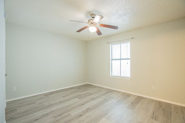 3209 Donnelly Circle 104, Fort Worth, TX 76107