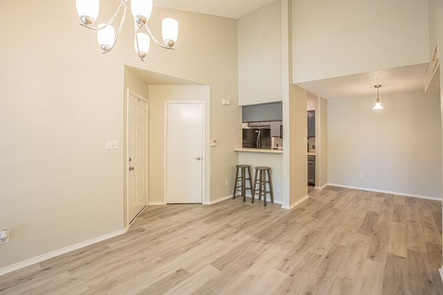 3209 Donnelly Circle 104, Fort Worth, TX 76107