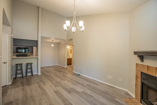 3209 Donnelly Circle 104, Fort Worth, TX 76107