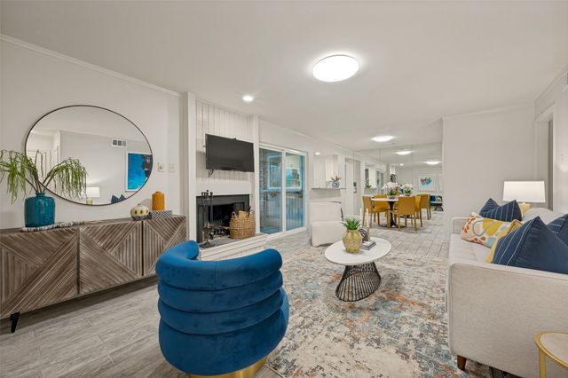 5140 Amesbury Drive 212, Dallas, TX 75206
