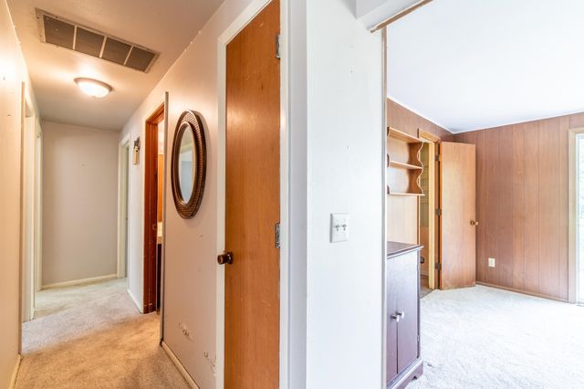 8114 Oklahoma Trail, Fort Wayne, IN 46815