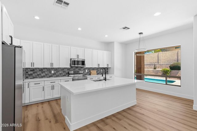 2940 W ADVENTURE Drive, Anthem, AZ 85086