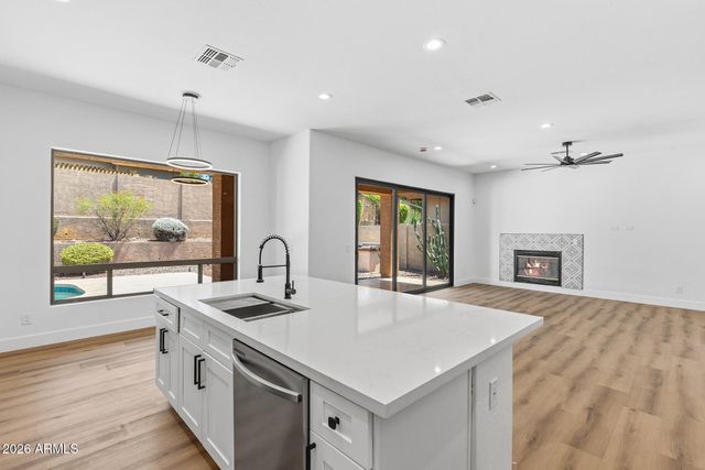 2940 W ADVENTURE Drive, Anthem, AZ 85086