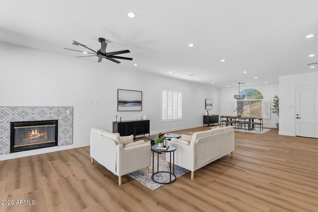 2940 W ADVENTURE Drive, Anthem, AZ 85086 — photo 3