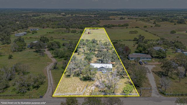 458 PATTON RD, Somerset, TX 78069