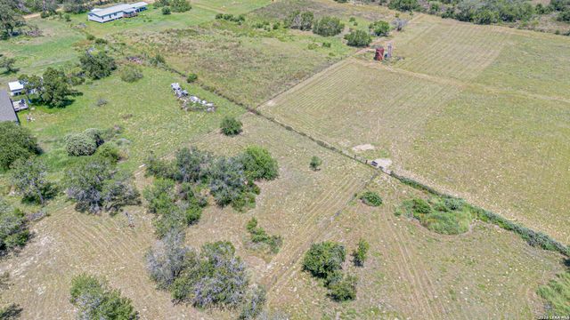 458 PATTON RD, Somerset, TX 78069