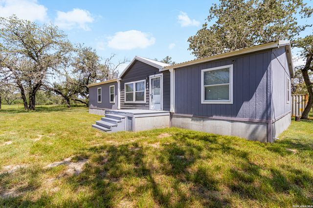 458 PATTON RD, Somerset, TX 78069