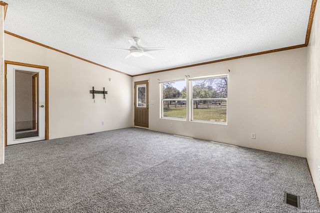 458 PATTON RD, Somerset, TX 78069