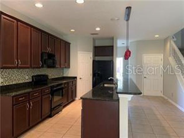 2095 VELVET LEAF DRIVE, Ocoee, FL 34761