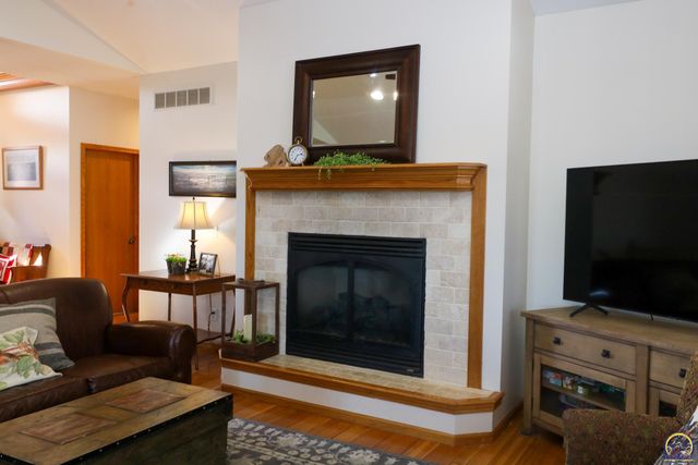 2334 Road P, Emporia, KS 66801