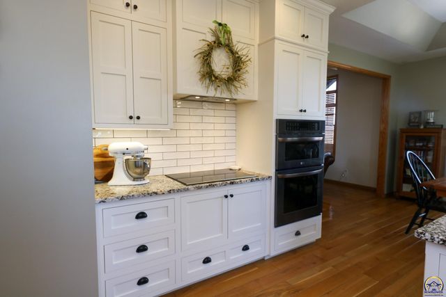 2334 Road P, Emporia, KS 66801