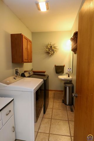 2334 Road P, Emporia, KS 66801