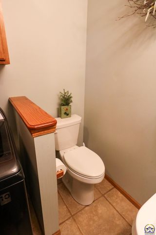 2334 Road P, Emporia, KS 66801