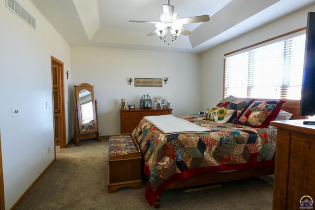 2334 Road P, Emporia, KS 66801