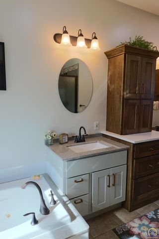 2334 Road P, Emporia, KS 66801