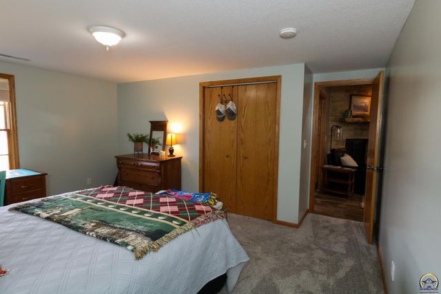 2334 Road P, Emporia, KS 66801