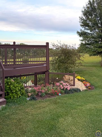 2334 Road P, Emporia, KS 66801