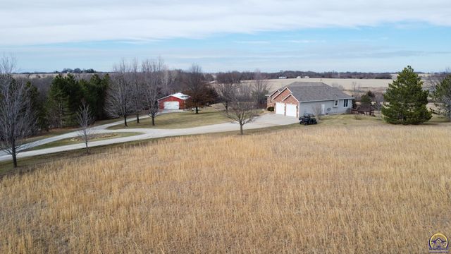 2334 Road P, Emporia, KS 66801