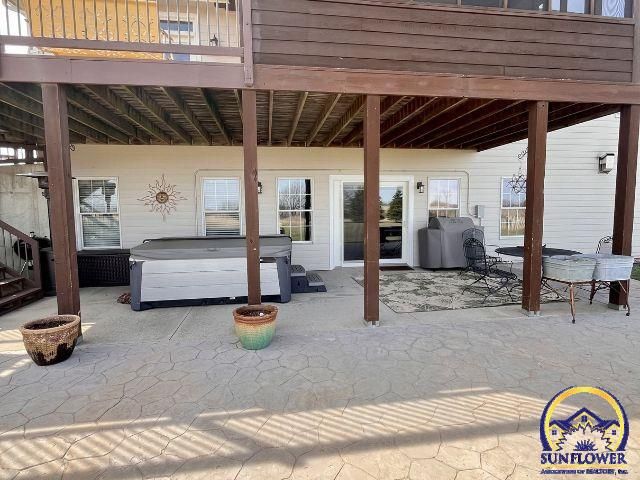 2334 Road P, Emporia, KS 66801