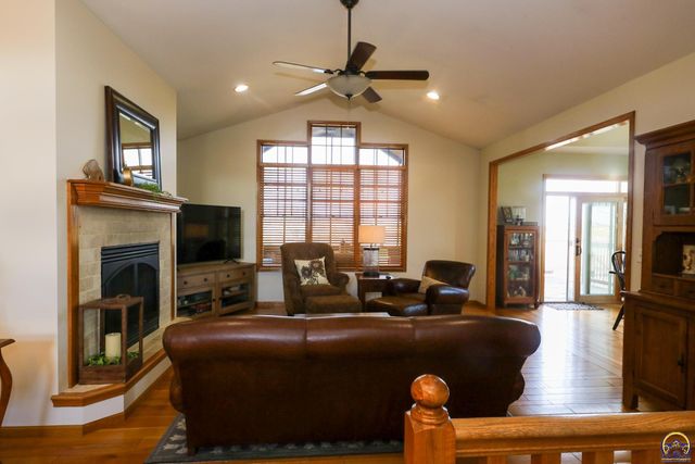 2334 Road P, Emporia, KS 66801