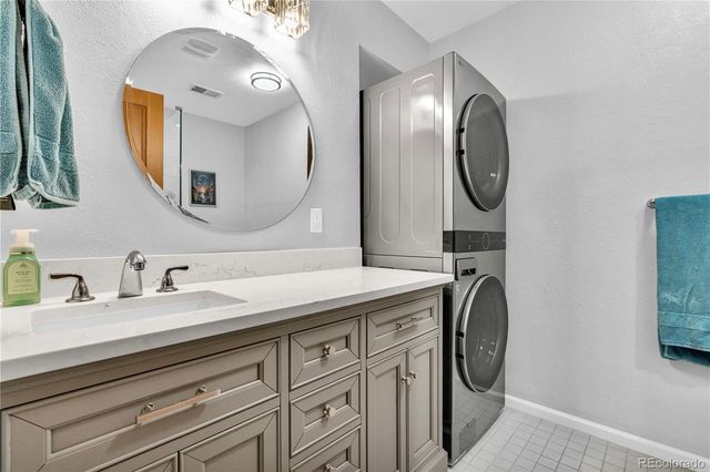 6301 S Ivy Court, Centennial, CO 80111