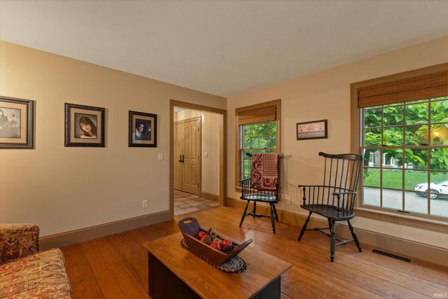 21816 Locust Bend Court, South Bend, IN 46628