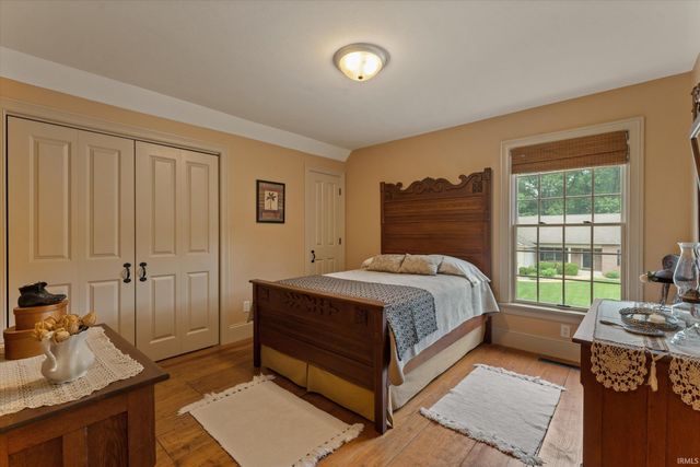 21816 Locust Bend Court, South Bend, IN 46628