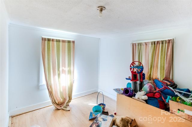 401 Ray Street, Waynesville, NC 28786